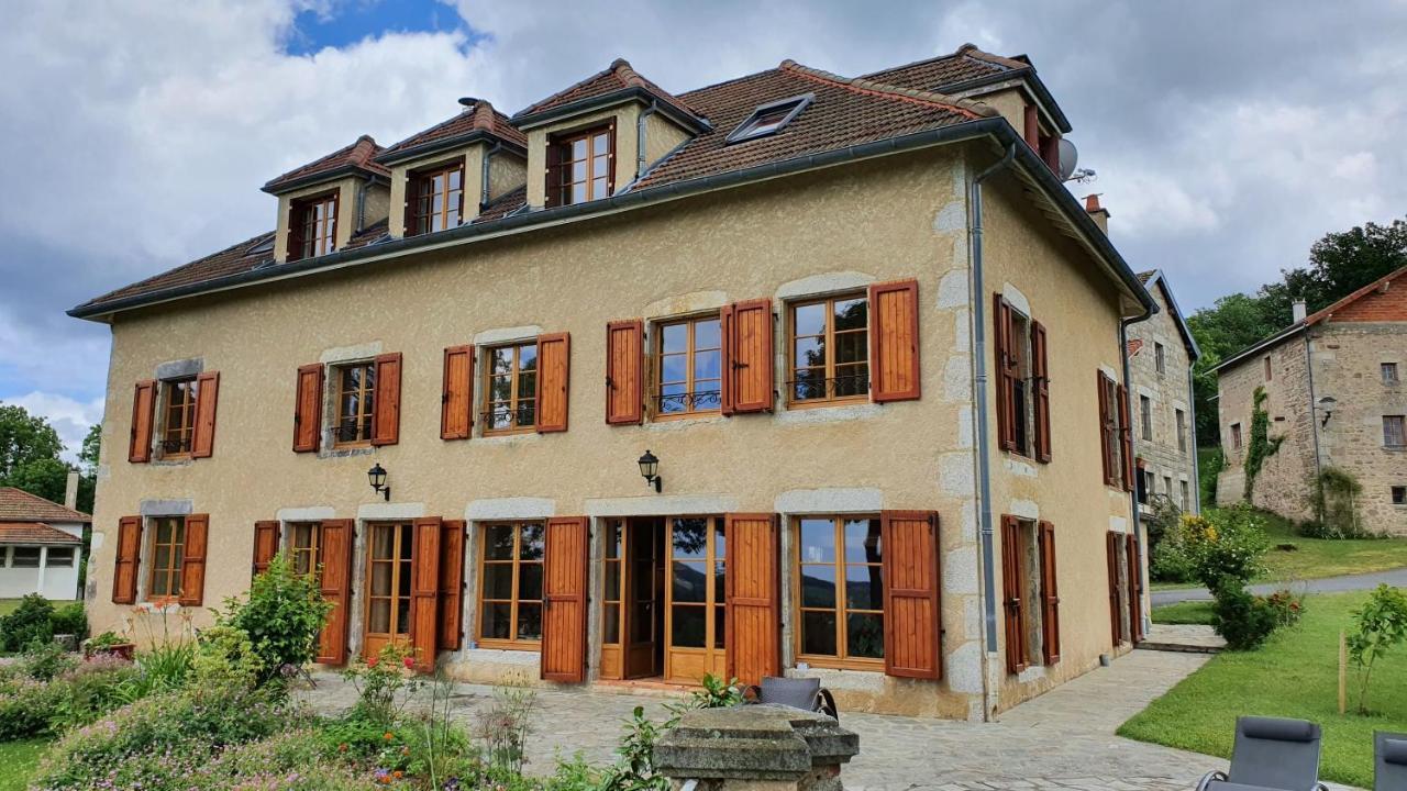 Domaine De Montvianeix Bed & Breakfast Saint-Victor-Montvianeix Exterior foto