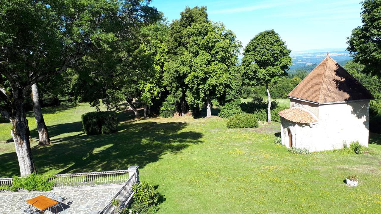 Domaine De Montvianeix Bed & Breakfast Saint-Victor-Montvianeix Exterior foto