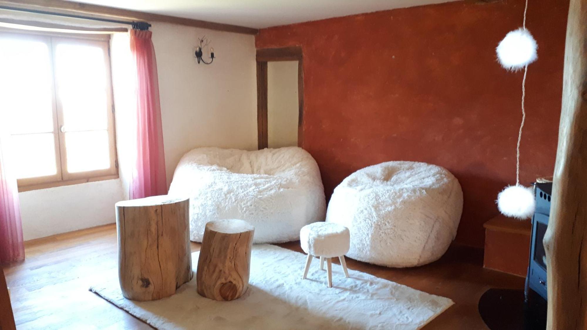 Domaine De Montvianeix Bed & Breakfast Saint-Victor-Montvianeix Exterior foto