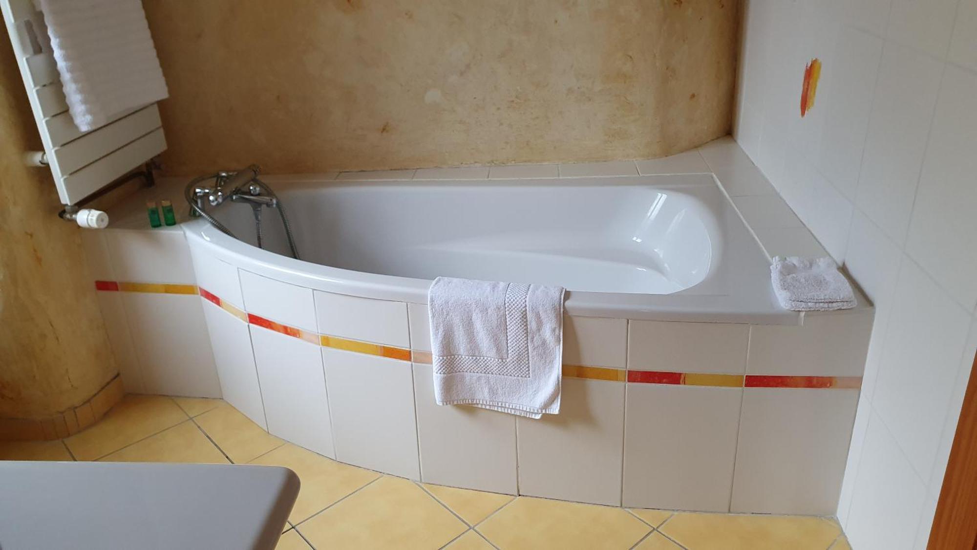Domaine De Montvianeix Bed & Breakfast Saint-Victor-Montvianeix Cameră foto